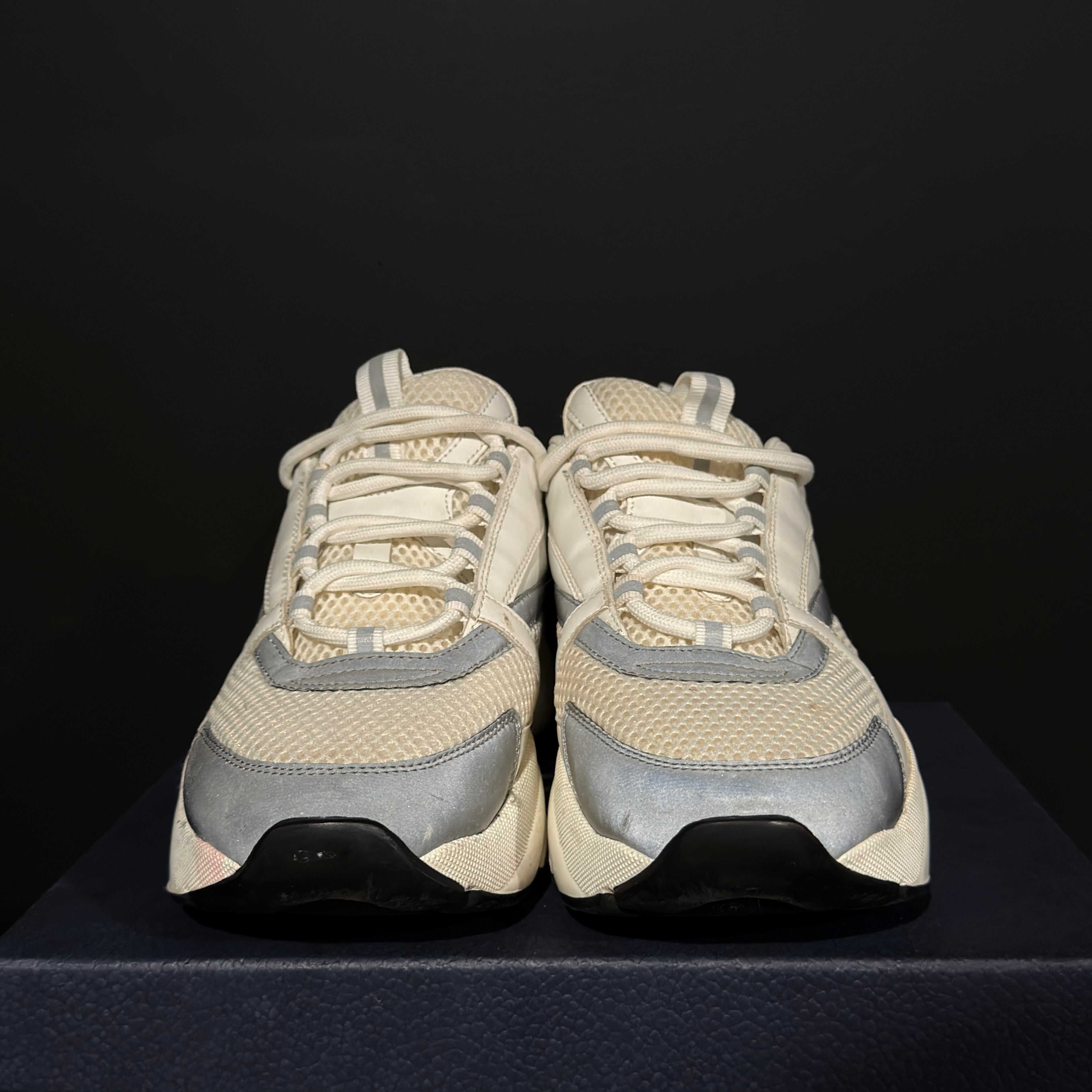 DIOR B22 "WHITE" SZ 42/9